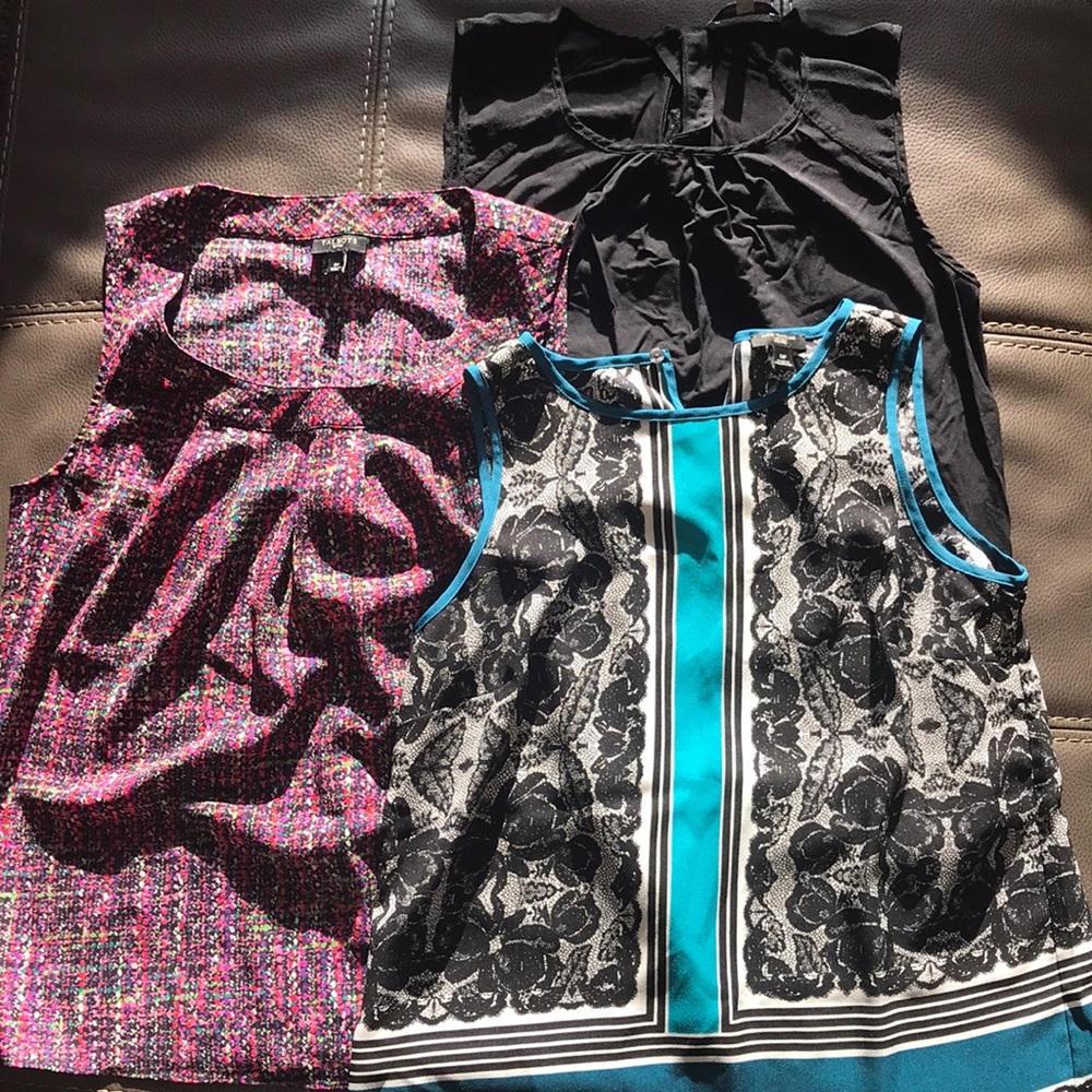 Three tanks in this bundle!